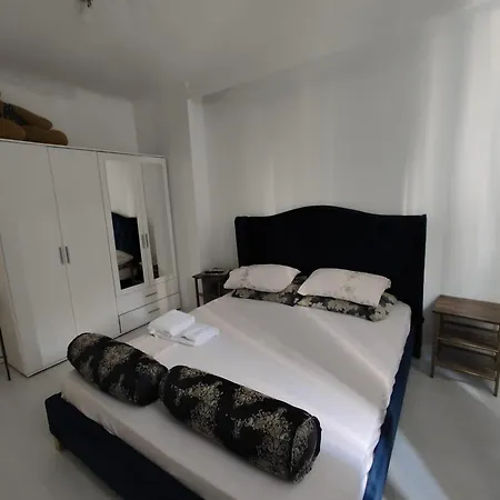 Apartament Krim -2camere Apartment